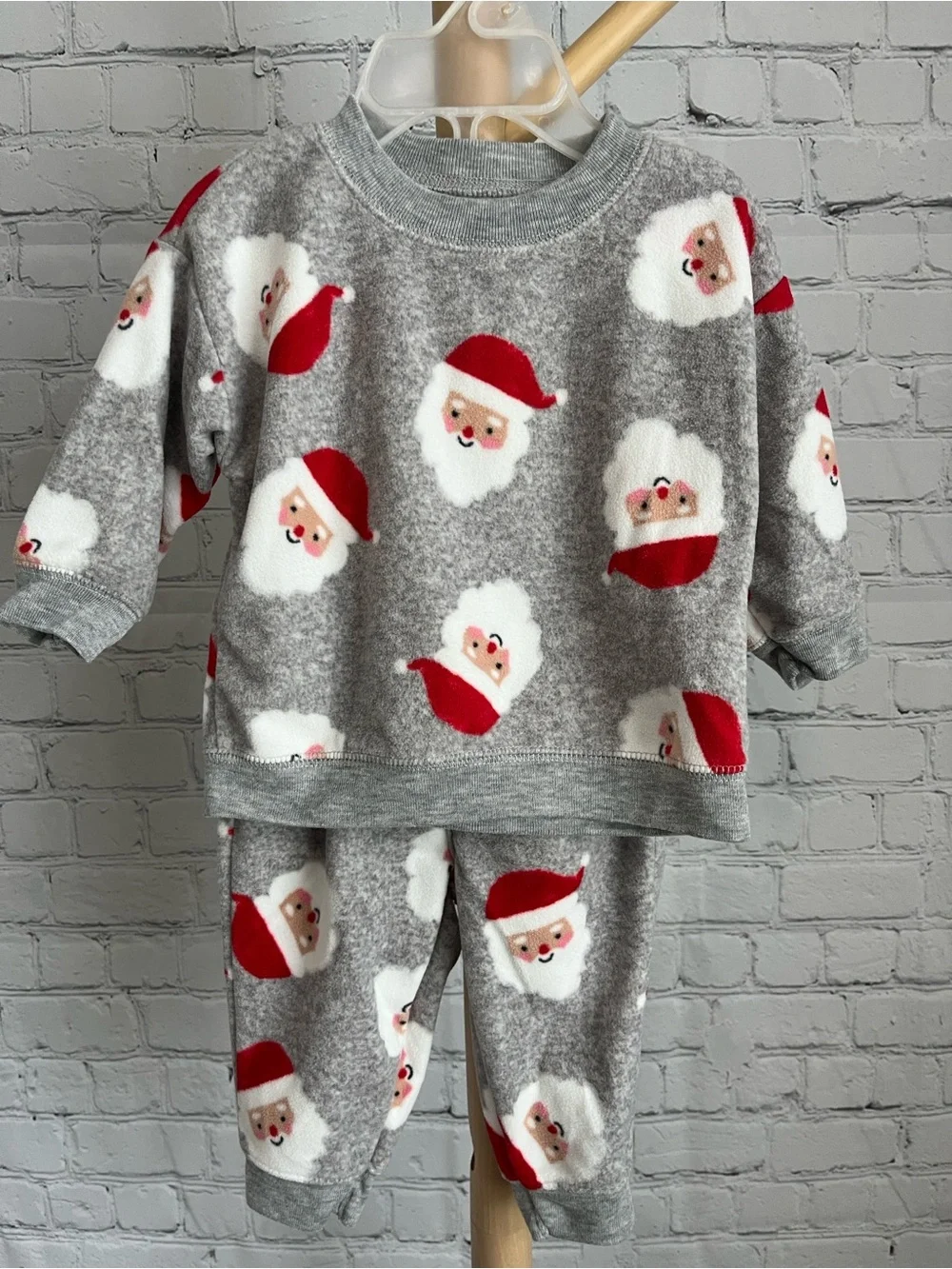 ⭐️⭐️PICK 5 / $20 Carter's Baby Grey Santa Fleece Outfit